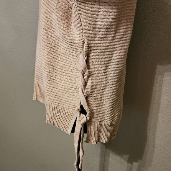 Shrinking Violet women's medium pink cowl neck sweater - Picture 4 of 7